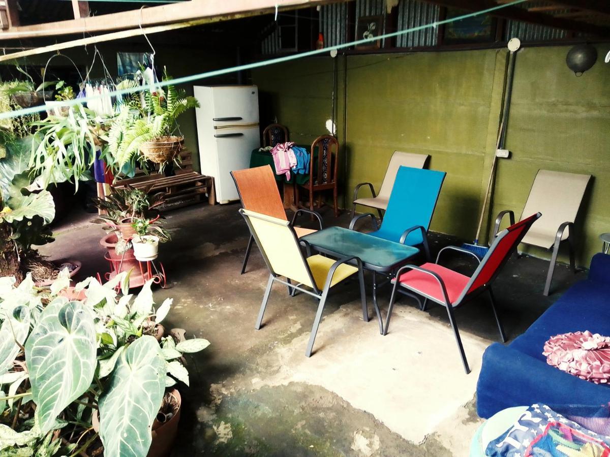 Alexander B&B Alajuela ภายนอก รูปภาพ